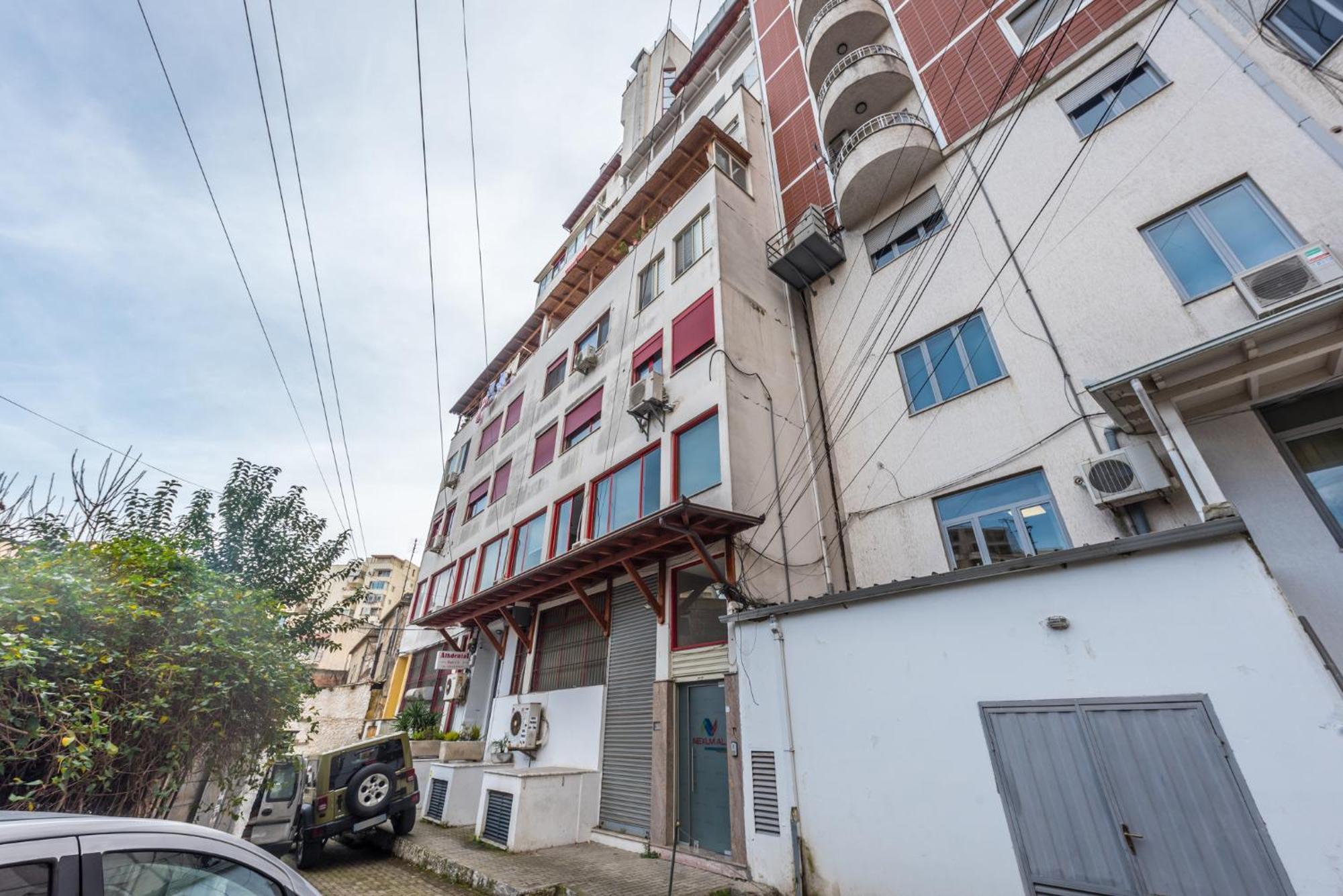 Sky Apartments Драч Екстериор снимка