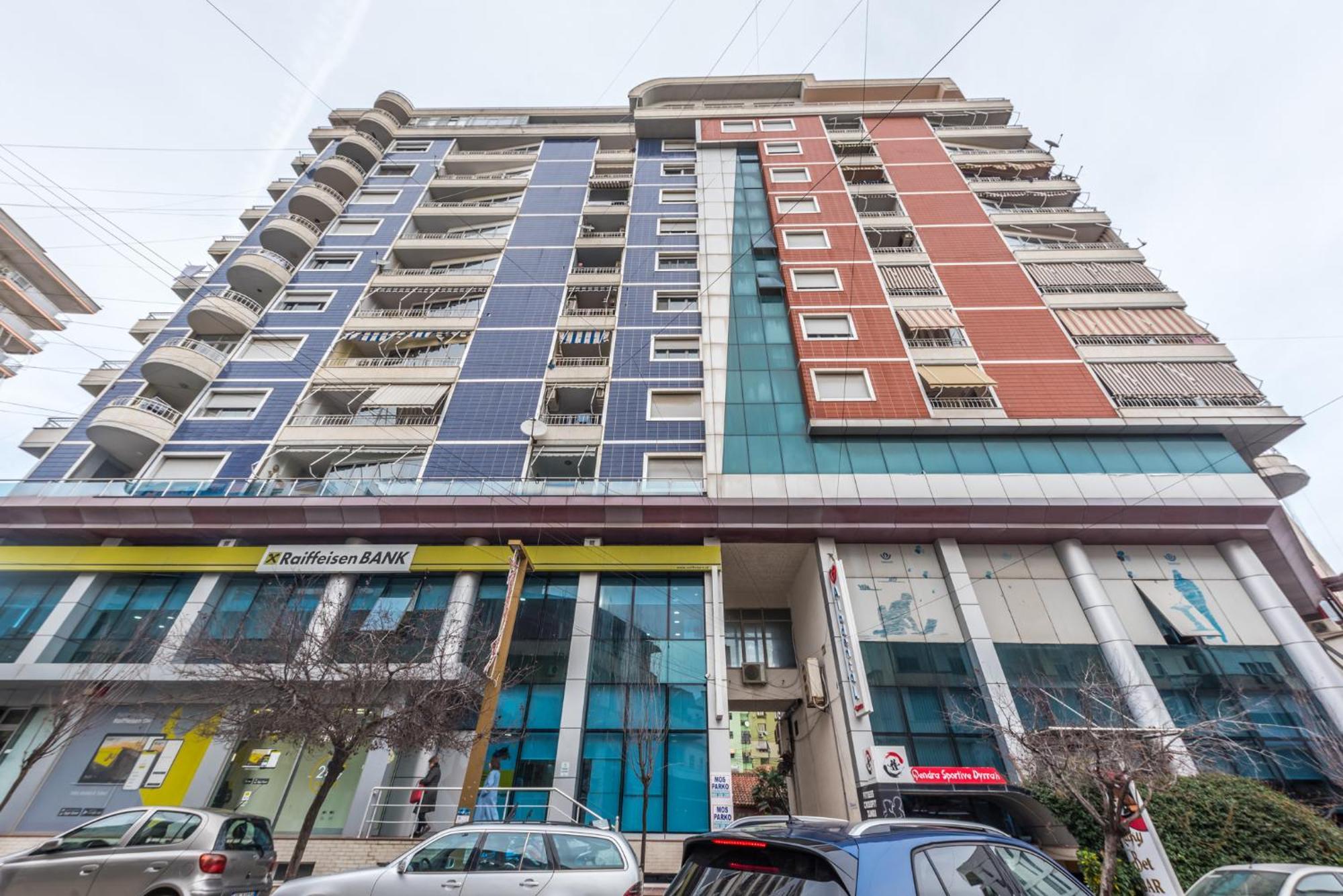 Sky Apartments Драч Екстериор снимка