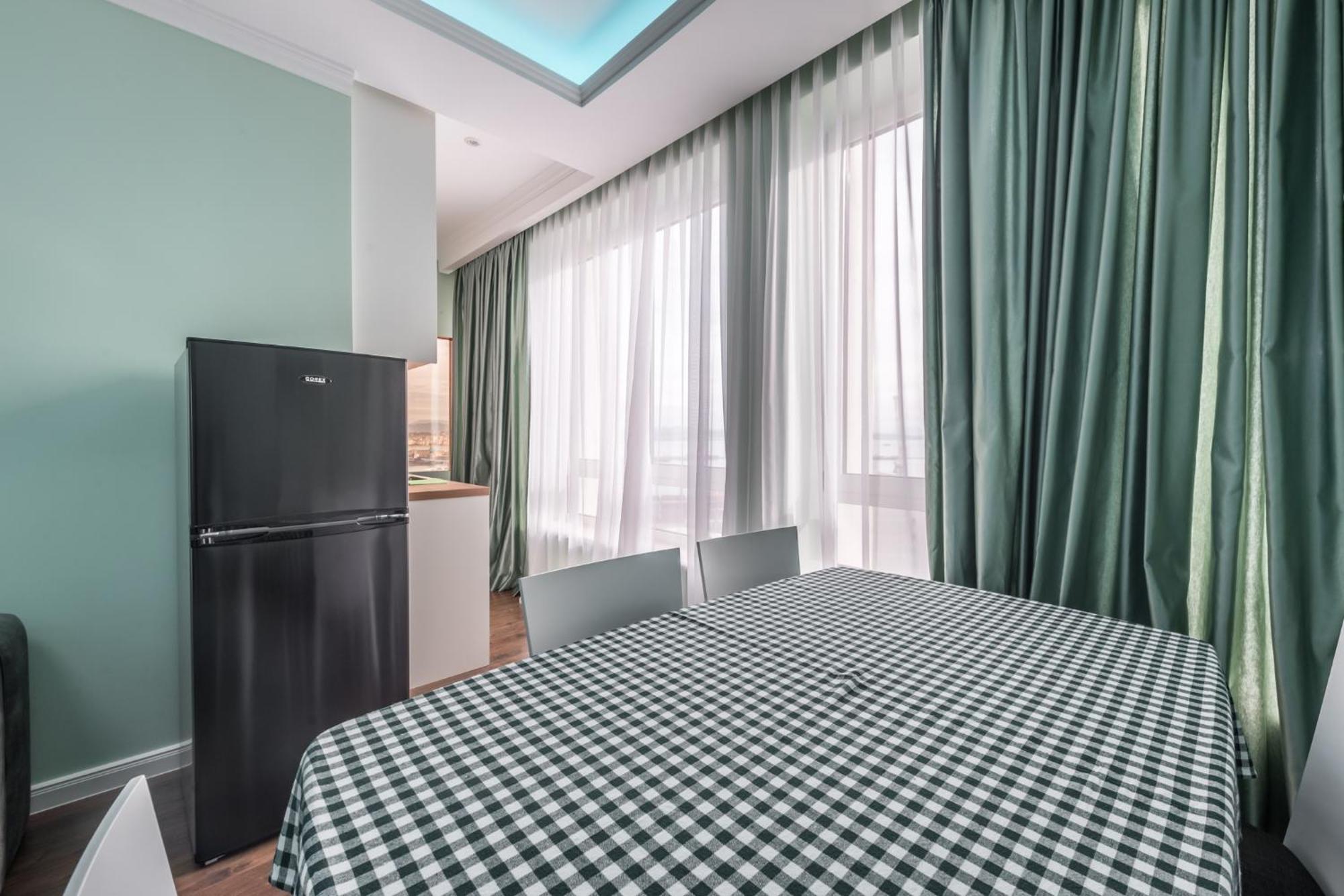 Sky Apartments Драч Екстериор снимка